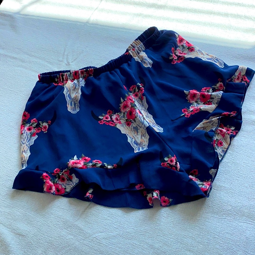 Altar’d state shorts